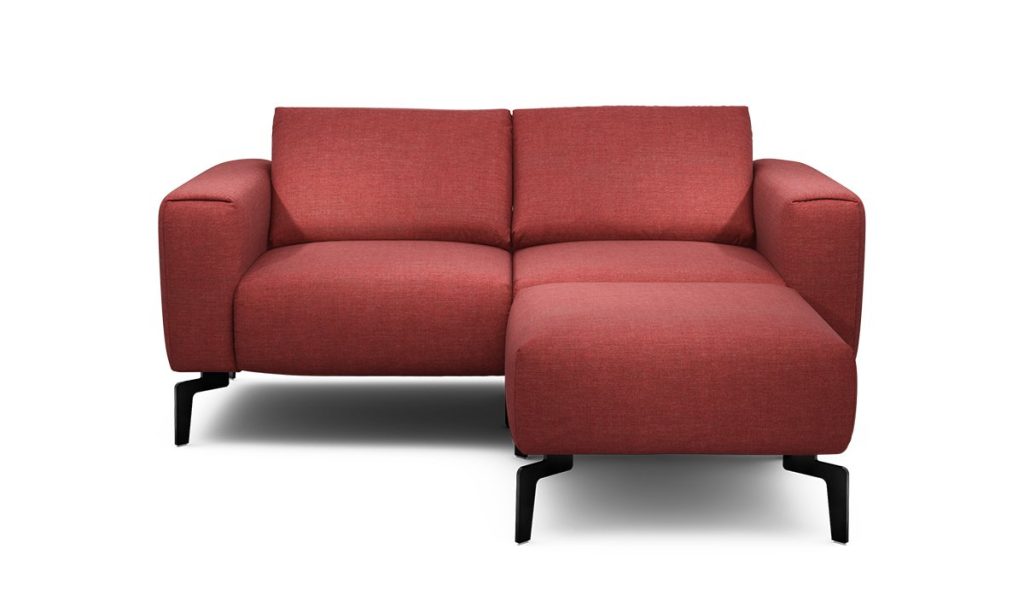 Sensoo Cosy1 2-Sitzer Sofa mit Hocker Rivano passion rot