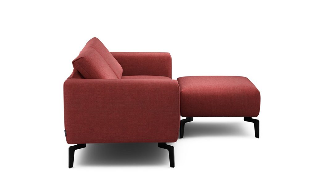 Sensoo Cosy1 2-Sitzer Sofa mit Hocker Rivano passion rot