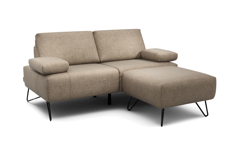 Sensoo Cosy1 2-Sitzer Sofa mit Hocker Rivano naturel beige